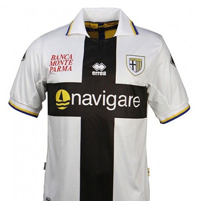 自杀事件后两年，贝卡-贝卡重回赛场并再度取得进球