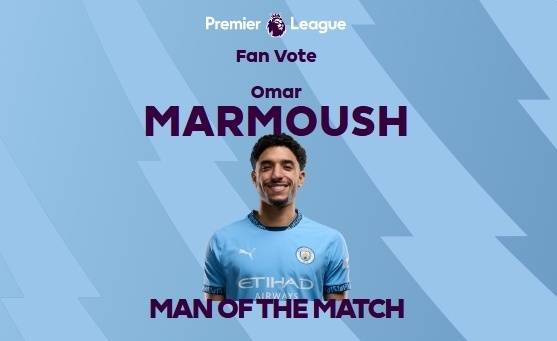 C罗被罚下后，爱尔兰一酒吧盛况：球迷鼓掌庆祝+击掌拥抱