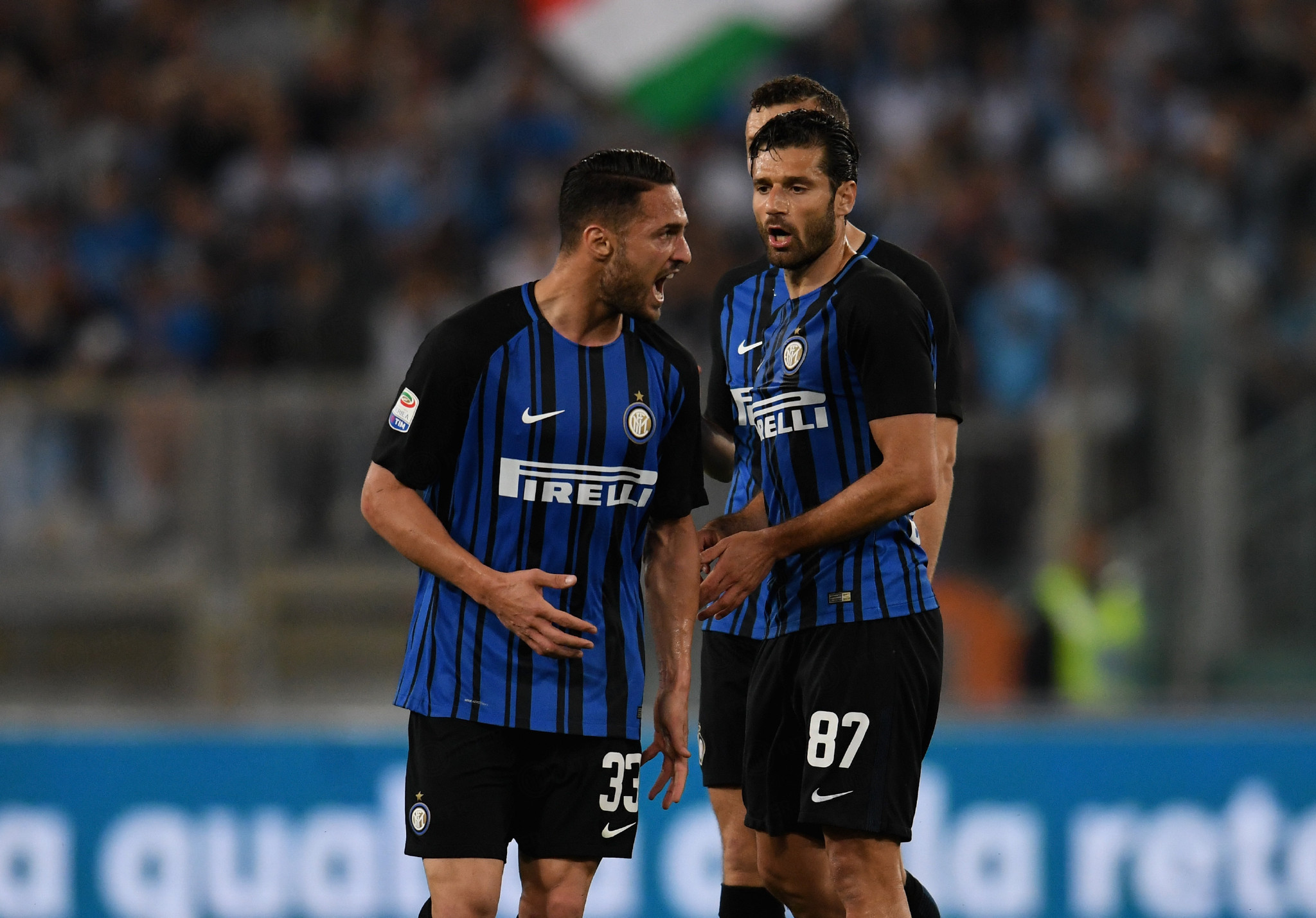 《定制手套生意：那些为顶级球星手工缝制皮革的工匠》